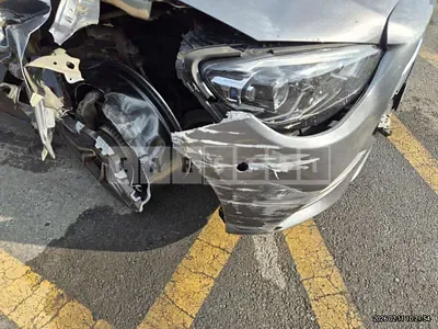 Photo 1 of 30: 2021 Mercedes-Benz E220 d 4Matic — Korean insurance auction