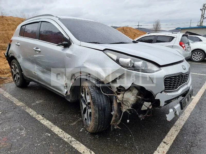 Photo 2 of 20: 2016 Kia Sportage, VIN KNAPR813BGK009658 — Korean insurance auction