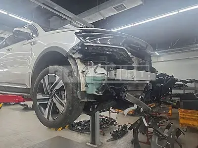 Photo 1 of 28: 2023 Kia Sorento — Korean insurance auction