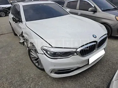 Photo 1 of 21: 2018 BMW 520d xDrive, VIN WBAJC5104JWE54712 — Korean insurance auction