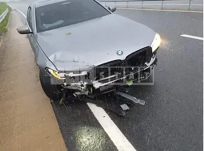 Photo 1 of 4: 2022 BMW 523d — Korean insurance auction