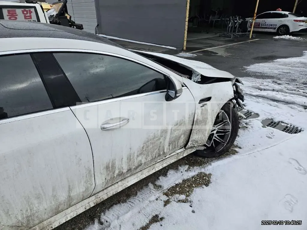 Photo 2 of 21: 2022 Mercedes-Benz AMG GT43 4Matic+, VIN W1K7X5KB2NA052159 — Korean insurance auction