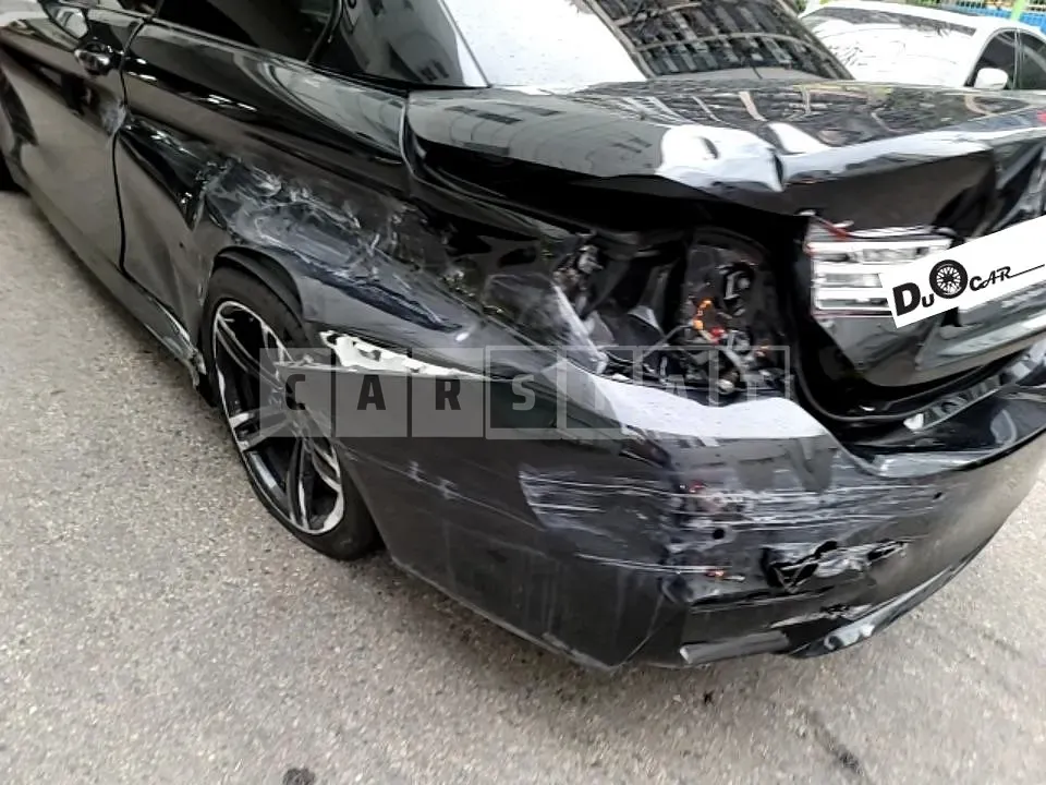 Photo 2 of 16: 2015 BMW M4 Convertible, VIN WBS3U9104FJ955691 — Korean insurance auction