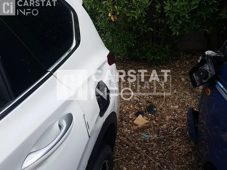 Photo 2 of 18: 2018 Hyundai Santa Fe 2.0 (4WD) — Korean insurance auction