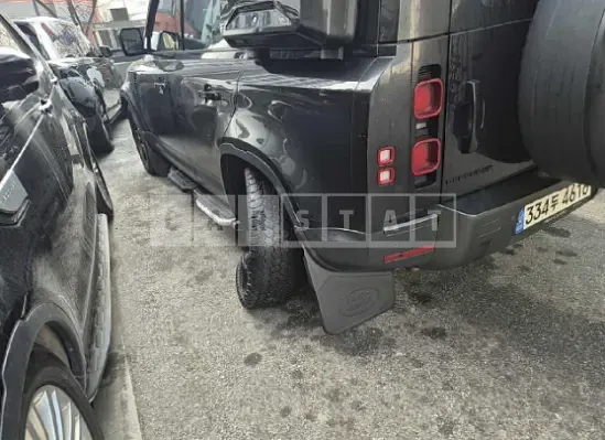 Photo 2 of 27: 2022 Land Rover Defender 110 D250 — Korean insurance auction