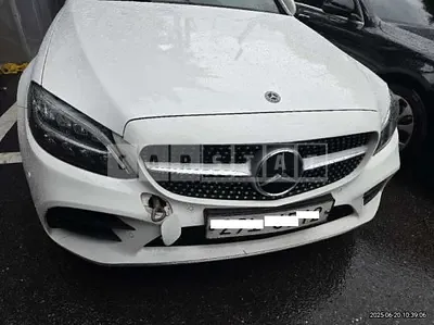 Photo 1 of 11: 2019 Mercedes-Benz C220d 4Matic — Korean insurance auction