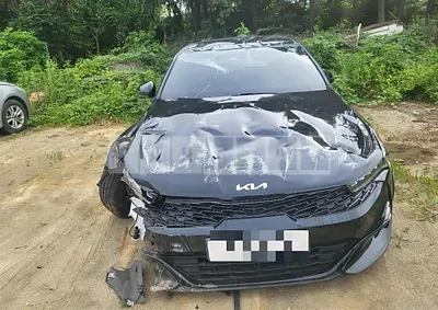 Photo 1 of 27: 2021 Kia K5 — Korean insurance auction