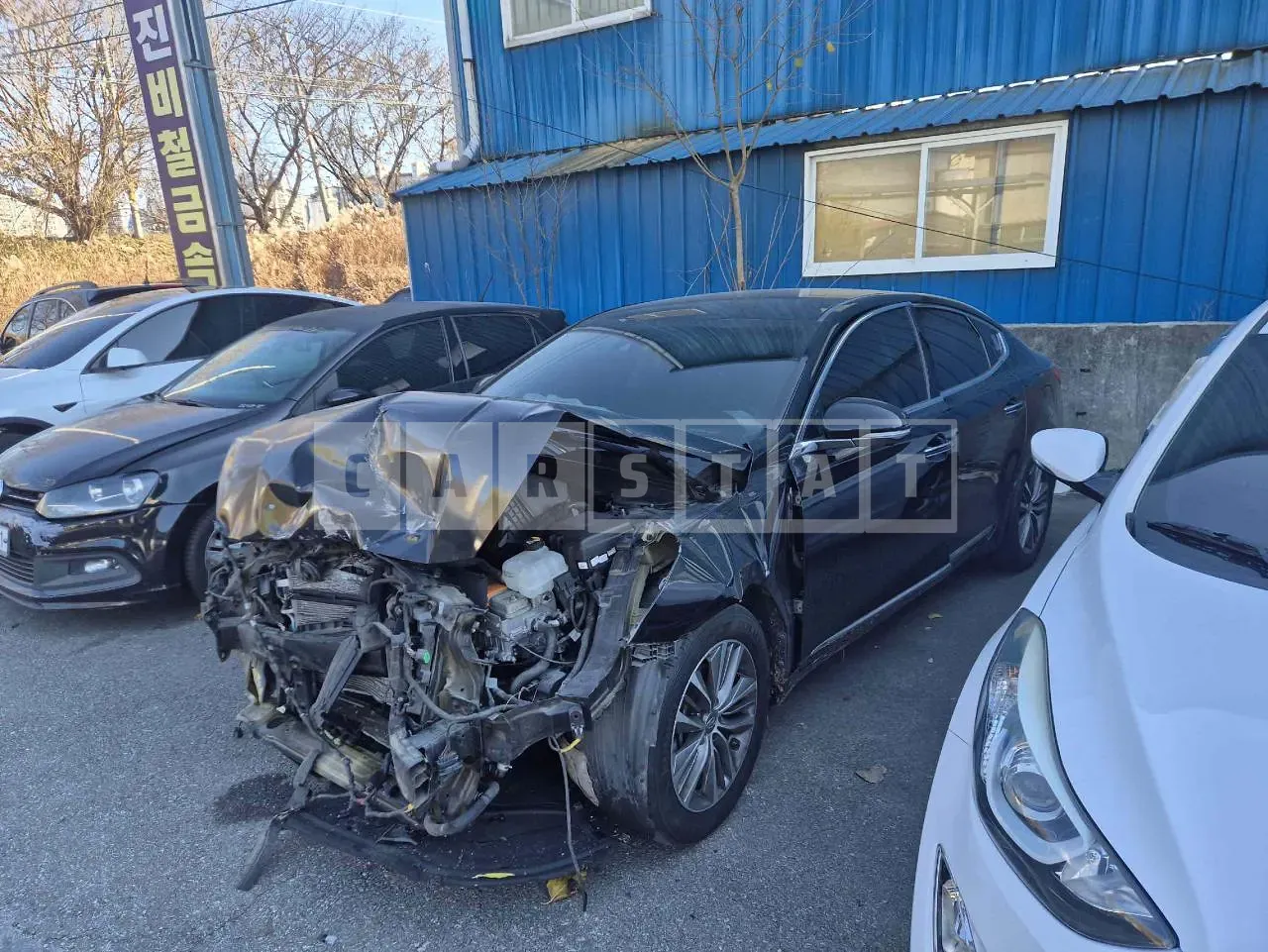 Photo 2 of 10: 2019 Kia K7 (Hybrid), VIN KNALA41GBKA017230 — Korean insurance auction