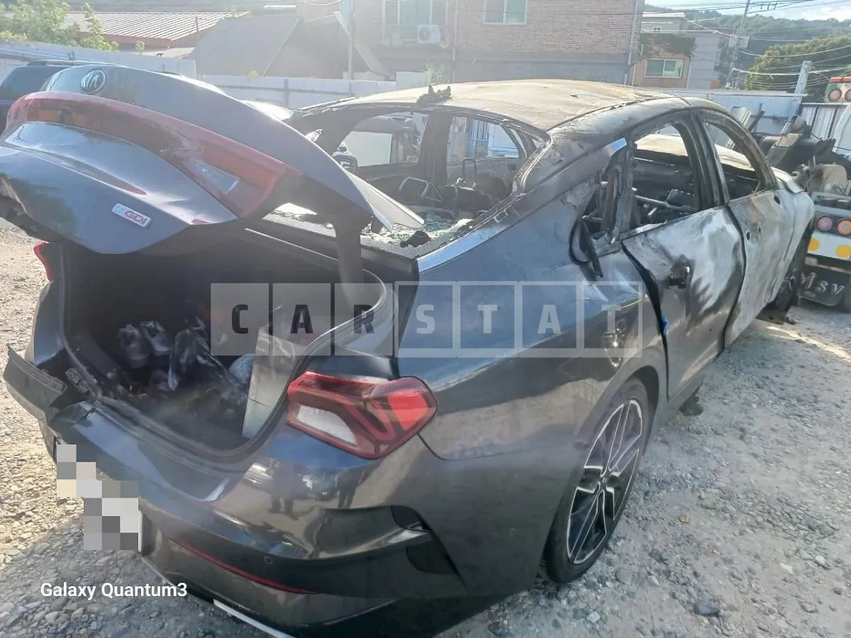 Photo 2 of 10: 2020 Kia K5 1.6 — Korean insurance auction