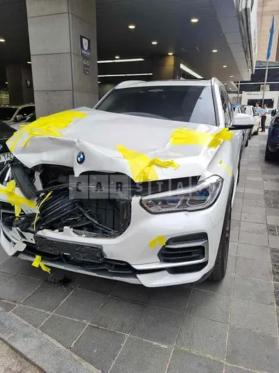 Photo 1 of 11: 2021 BMW X5 xDrive 40i, VIN WBACR610XN9J08453 — Korean insurance auction