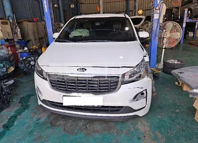 Photo 1 of 36: 2019 Kia Carnival, VIN KNHMF37ABKS504230 — Korean insurance auction