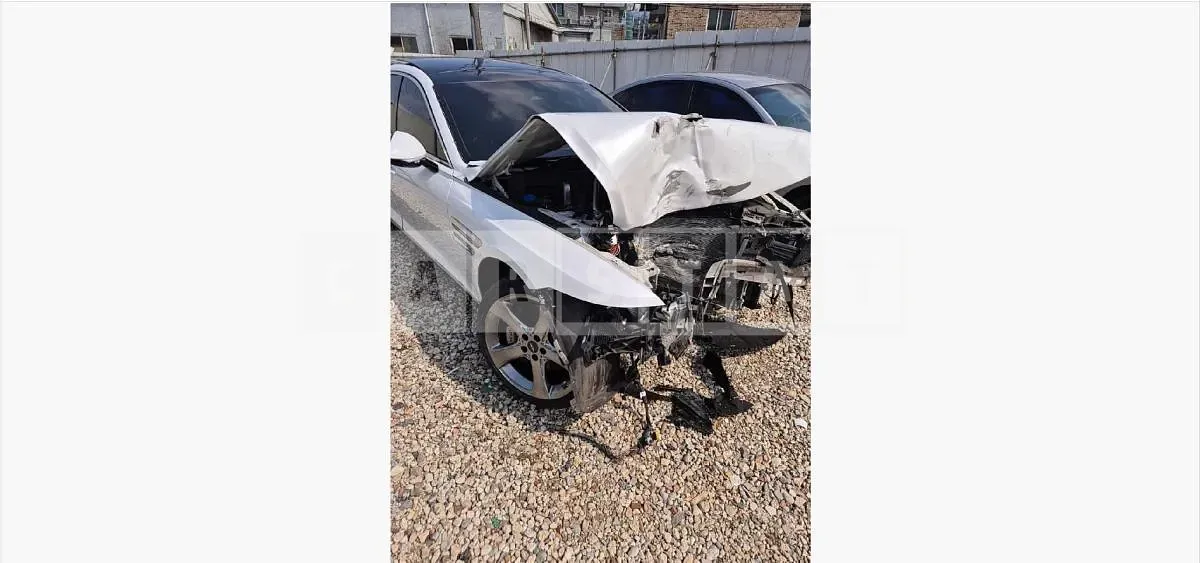 Photo 2 of 48: 2022 Genesis G80 2.5T AWD — Korean insurance auction