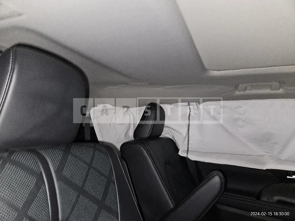 Photo 2 of 12: 2023 Toyota Highlander Hybrid, VIN 5TDEBRCH6PS131902 — Korean insurance auction