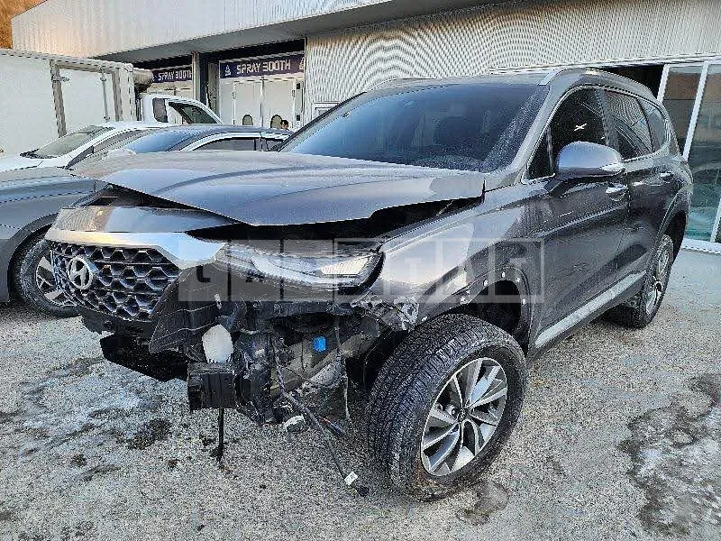 Photo 2 of 10: 2020 Hyundai Santa Fe, VIN KMHS281ABLU291650 — Korean insurance auction