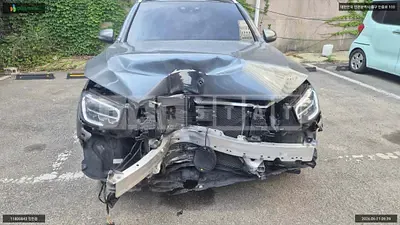 Photo 1 of 13: 2020 Mercedes-Benz GLC 300 4Matic, VIN W1N0G8EBXLF812355 — Korean insurance auction
