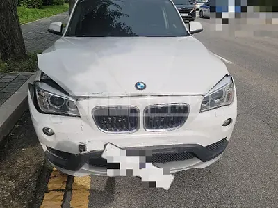Photo 1 of 6: 2015 BMW X1 xDrive18d, VIN WBAVP7105FV209302 — Korean insurance auction