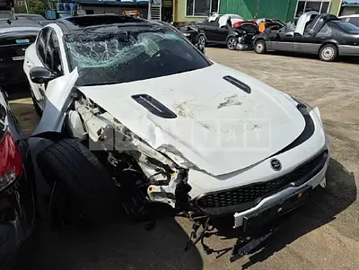 Photo 1 of 18: 2021 Kia Stinger — Korean insurance auction