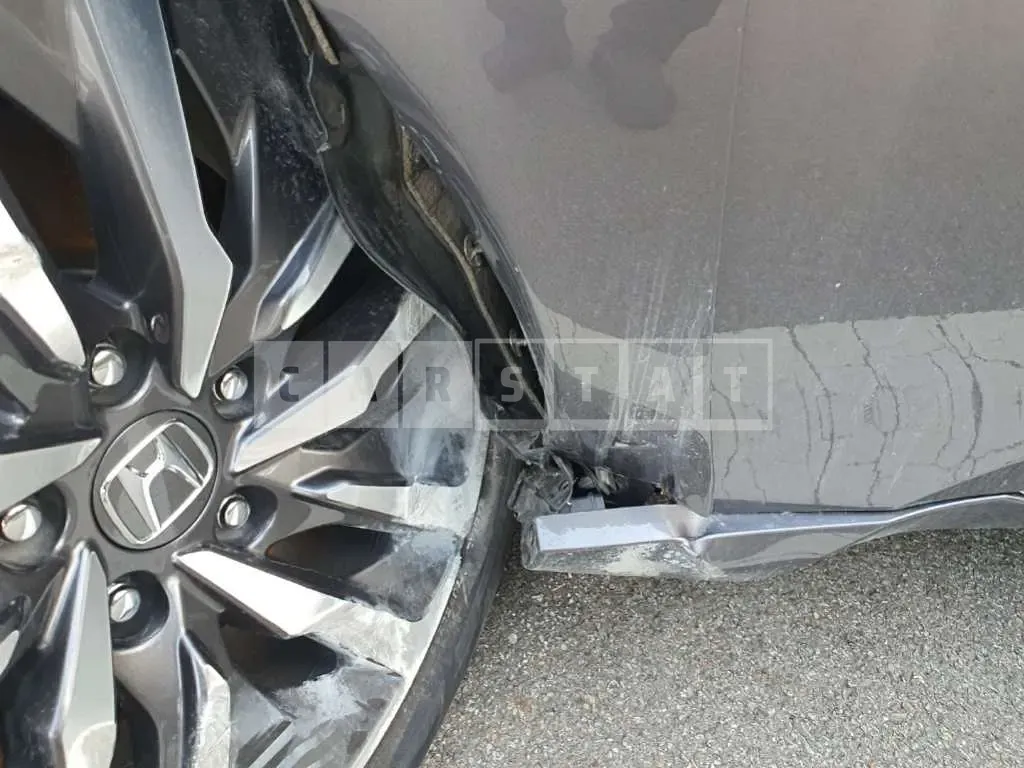 Photo 2 of 17: 2019 Honda Accord Hybrid, VIN 1HGCV3690KA512327 — Korean insurance auction