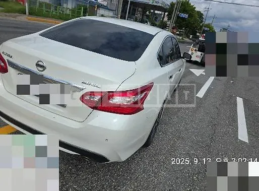 Photo 2 of 8: 2017 Nissan Altima 2.5 — Korean insurance auction