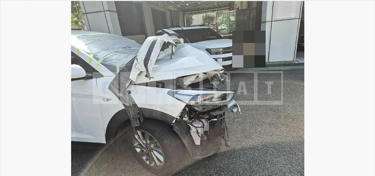 Photo 2 of 20: 2018 Hyundai Tucson TL — Korean insurance auction
