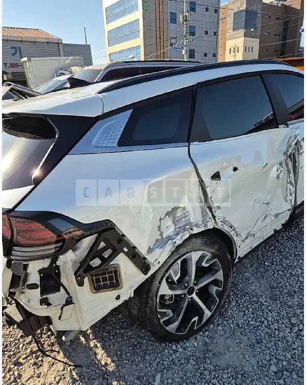 Photo 2 of 22: 2023 Kia Sportage — Korean insurance auction