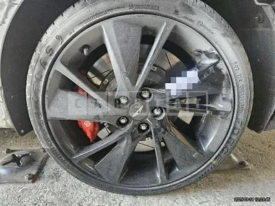 Photo 1 of 5: 2020 Genesis (parts) G70 Wheels — Korean insurance auction