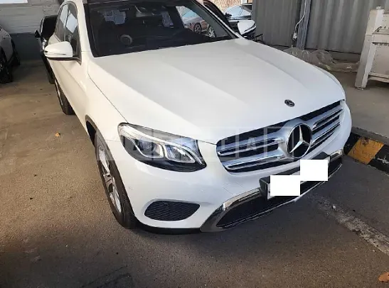 Photo 2 of 47: 2018 Mercedes-Benz GLC220d 4Matic, VIN WDC0G0FB6JF298390 — Korean insurance auction