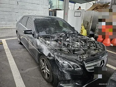 Photo 1 of 19: 2015 Mercedes-Benz E350 BlueTec 4Matic — Korean insurance auction
