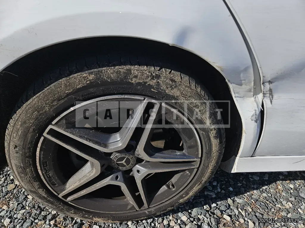 Photo 2 of 18: 2022 Mercedes-Benz E250 — Korean insurance auction