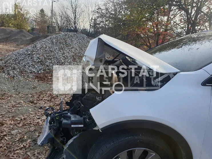 Photo 2 of 10: 2018 Kia Sorento, VIN KNAPH81BBJA463701 — Korean insurance auction