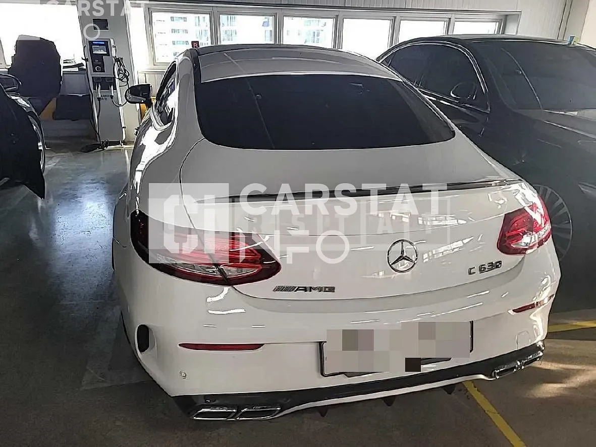Photo 2 of 40: 2018 Mercedes-Benz AMG C63 S Coupe, VIN WDDWJ8HB0JF645229 — Korean insurance auction