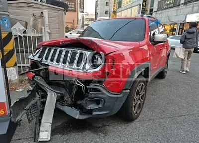 Photo 1 of 7: 2016 Jeep Zip Renegade — Korean insurance auction