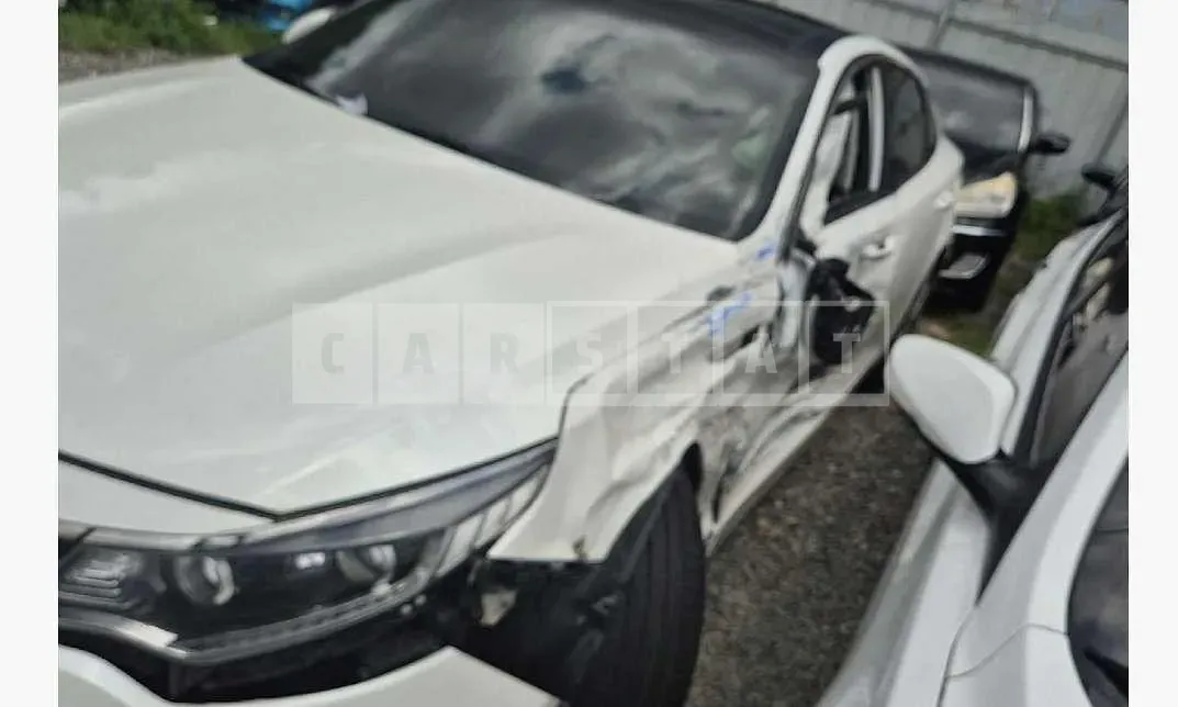 Photo 2 of 29: 2015 Kia K5 Diesel — Korean insurance auction