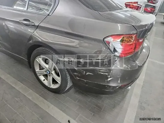Photo 2 of 23: 2015 BMW 320d xDrive — Korean insurance auction