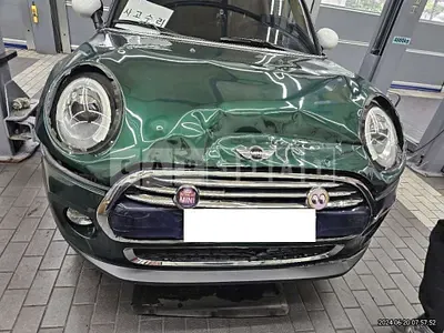 Photo 1 of 30: 2016 MINI Cooper D — Korean insurance auction