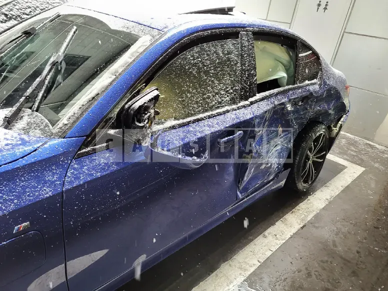 Photo 2 of 27: 2020 BMW 330e, VIN WBA5P7103LFJ91873 — Korean insurance auction