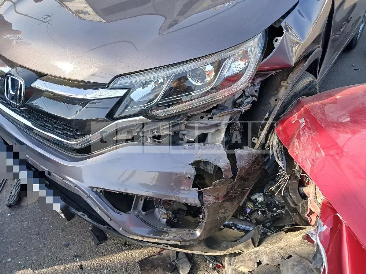 Photo 2 of 13: 2015 Honda CR-V 4WD — Korean insurance auction