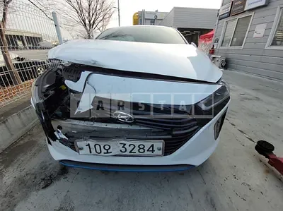 Photo 1 of 7: 2017 Hyundai Modern Ionic, VIN KMHC751CGHU029370 — Korean insurance auction