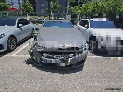 Photo 1 of 15: 2020 BMW 530i — Korean insurance auction