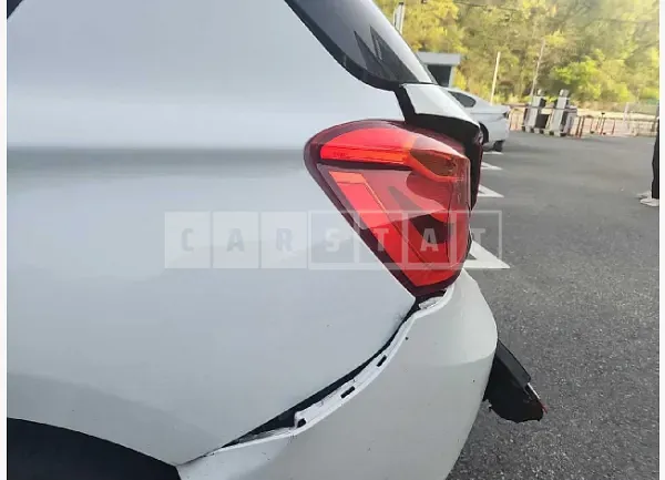 Photo 2 of 22: 2017 BMW 118d — Korean insurance auction
