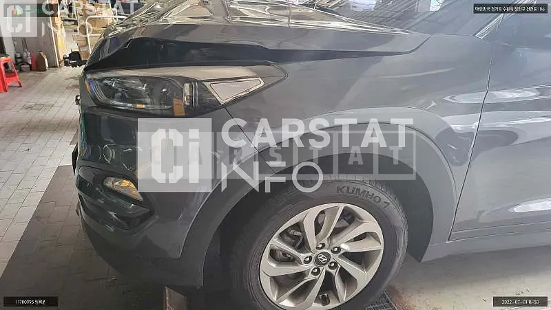 Photo 2 of 12: 2016 Hyundai Tucson, VIN KMHJ3815GHU275121 — Korean insurance auction