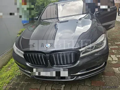Photo 1 of 30: 2016 BMW 750Li xDrive — Korean insurance auction