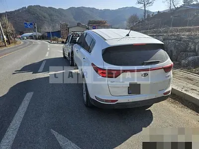 Photo 1 of 7: 2016 Kia Sportage 1.7, VIN KNAPN815GGK053930 — Korean insurance auction