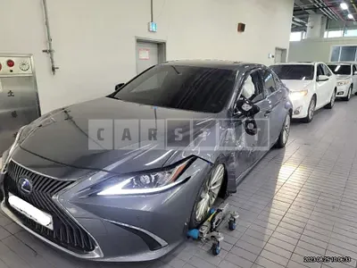 Photo 1 of 16: 2021 Lexus ES300h, VIN JTHBA1C18M2000336 — Korean insurance auction