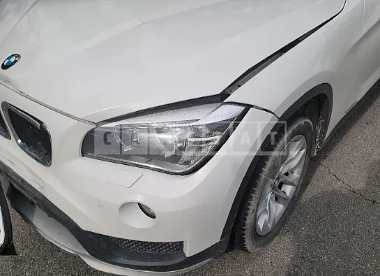 Photo 2 of 6: 2015 BMW X1 xDrive 18d, VIN WBAVP7105FV209302 — Korean insurance auction