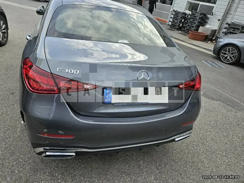 Photo 2 of 22: 2022 Mercedes-Benz C300 — Korean insurance auction