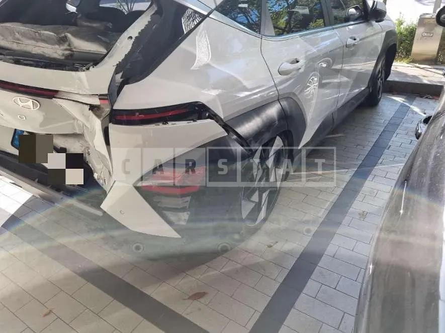 Photo 2 of 51: 2023 Hyundai Kona 4WD, VIN KMHHE813DPU022234 — Korean insurance auction