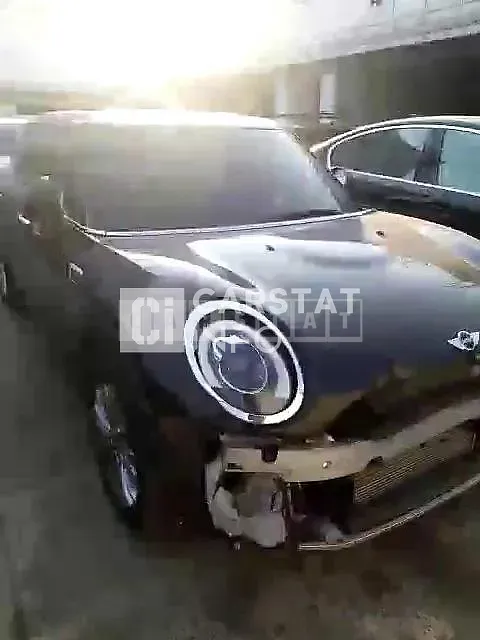 Photo 2 of 15: 2018 MINI Cooper Club Man, VIN WMWLN5103J2H03902 — Korean insurance auction