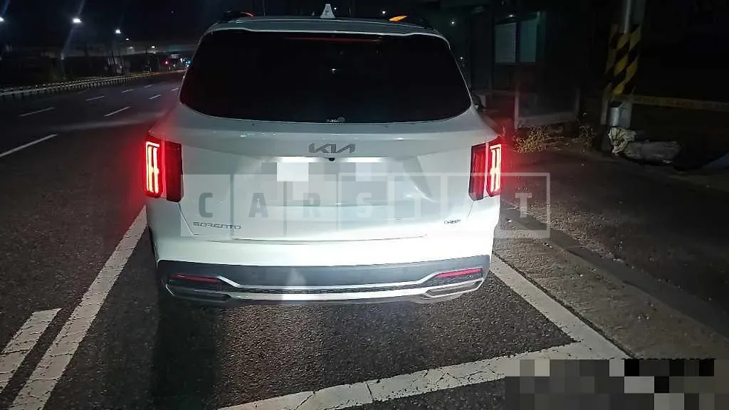 Photo 2 of 18: 2023 Kia Sorento Hybrid 1.6 — Korean insurance auction