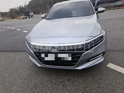 Photo 1 of 10: 2019 Honda Accord Hybrid, VIN 1HGCV3690KA511680 — Korean insurance auction